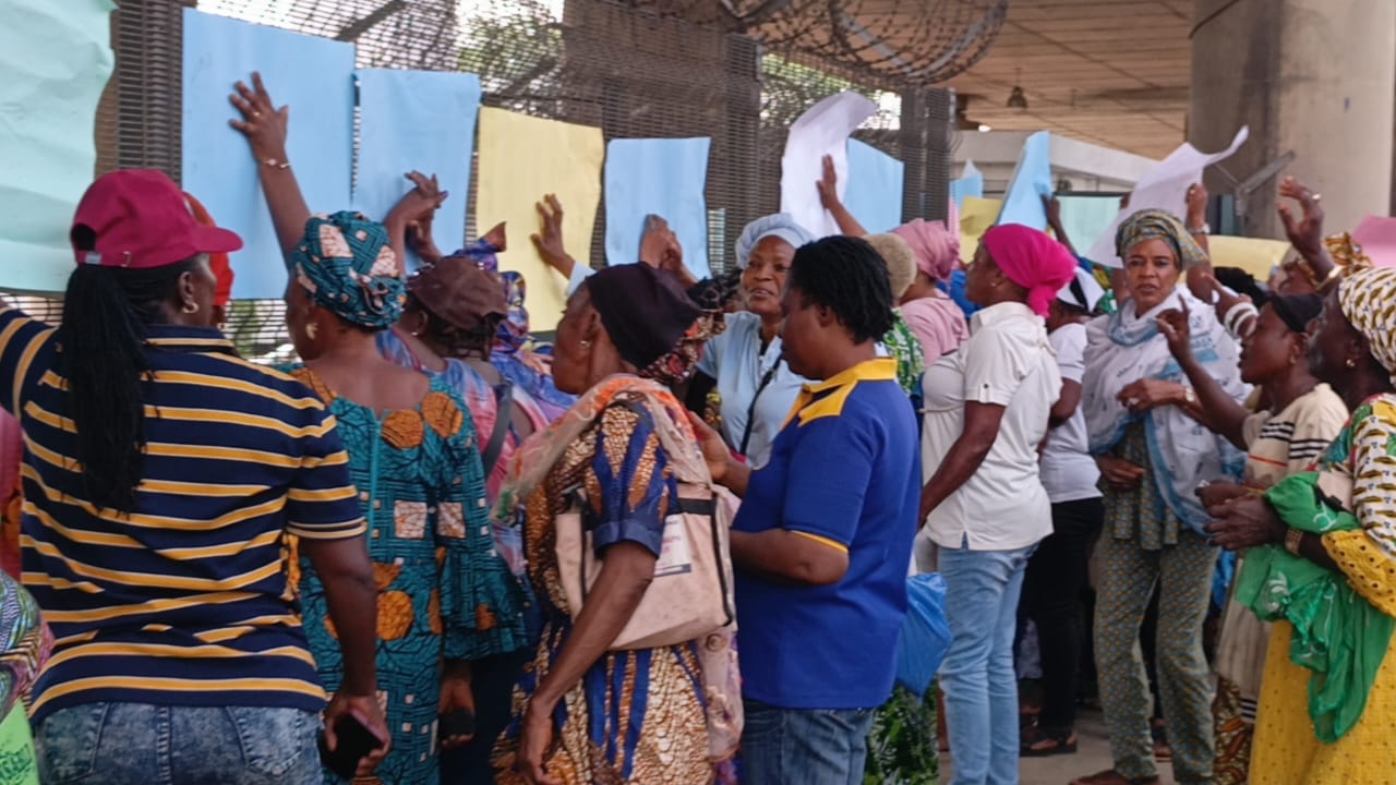 APC Women Protest Emergence Of Ejigbadero As Candidate In Lagos LCDA Polls