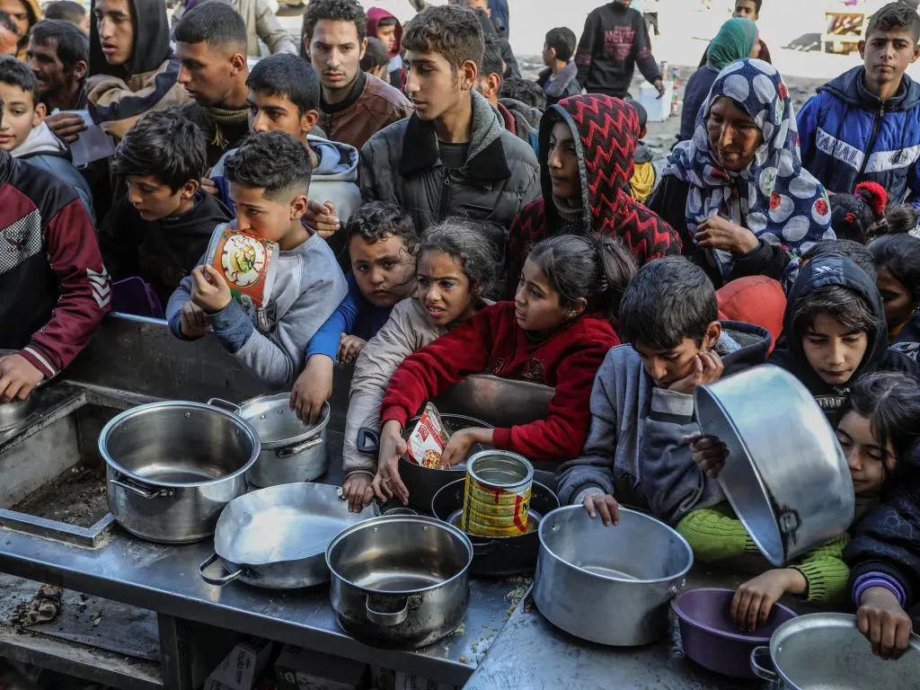 Israel to allow limited food aid into Gaza