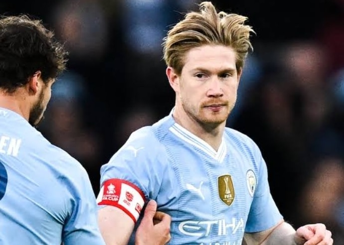 Manchester City's Kevin De Bruyne Considers Remaining In England